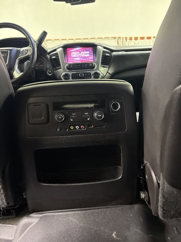 Used 2016 GMC Yukon SLT w/ Open Road Package image 19