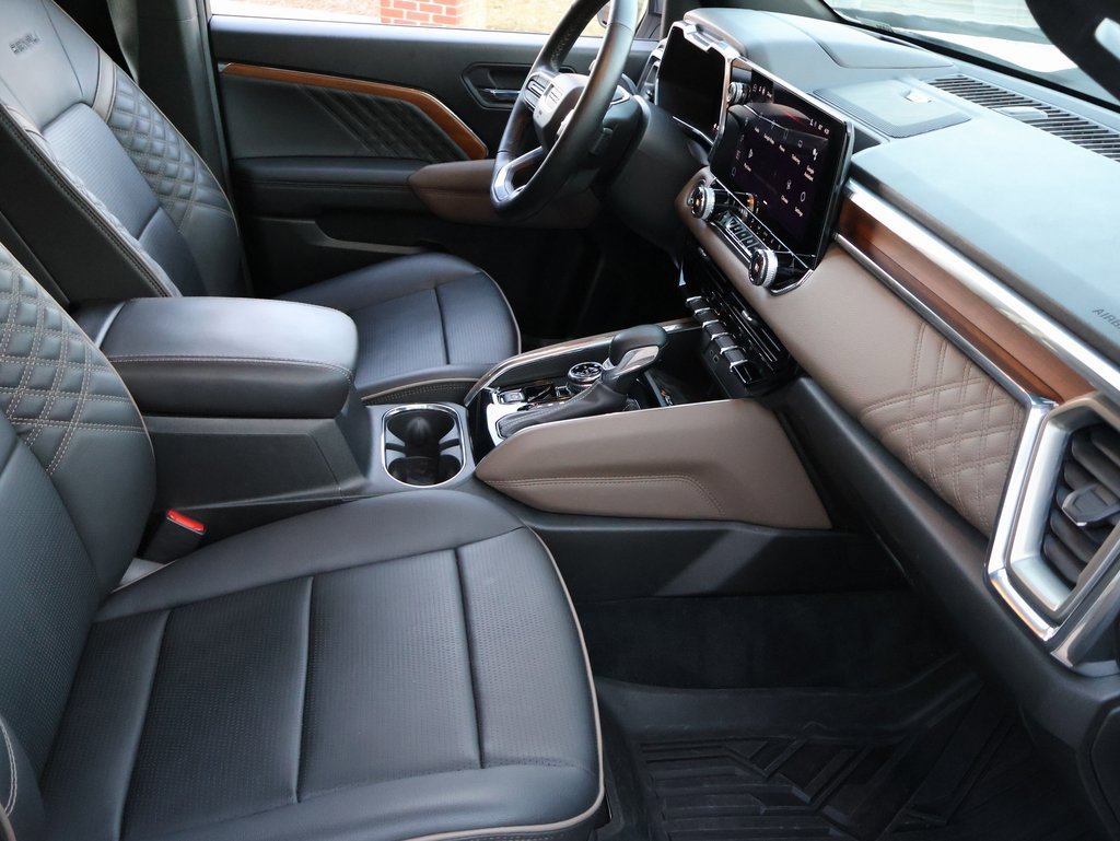 Used 2023 GMC Canyon Denali image 12