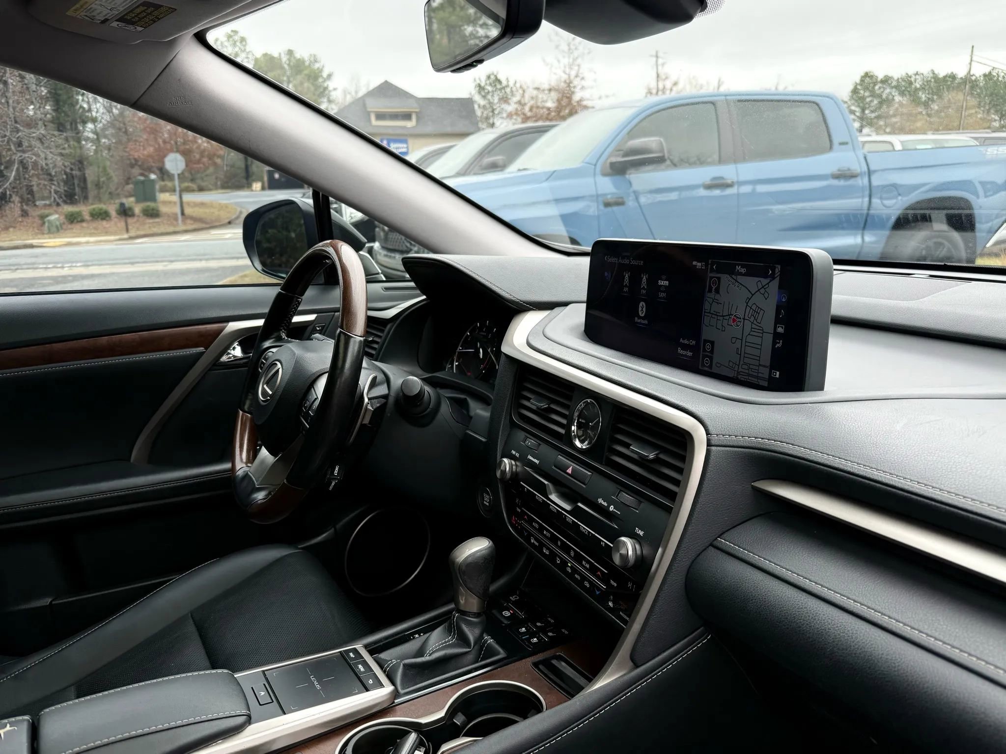 Used 2021 Lexus RX 350L FWD w/ Premium Package image 33