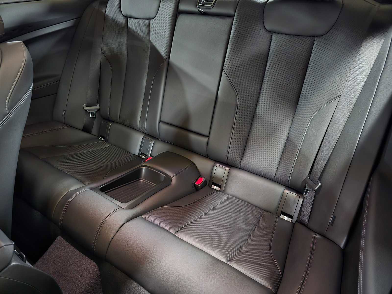 Used 2026 BMW M240i xDrive Coupe w/ Premium Package image 20