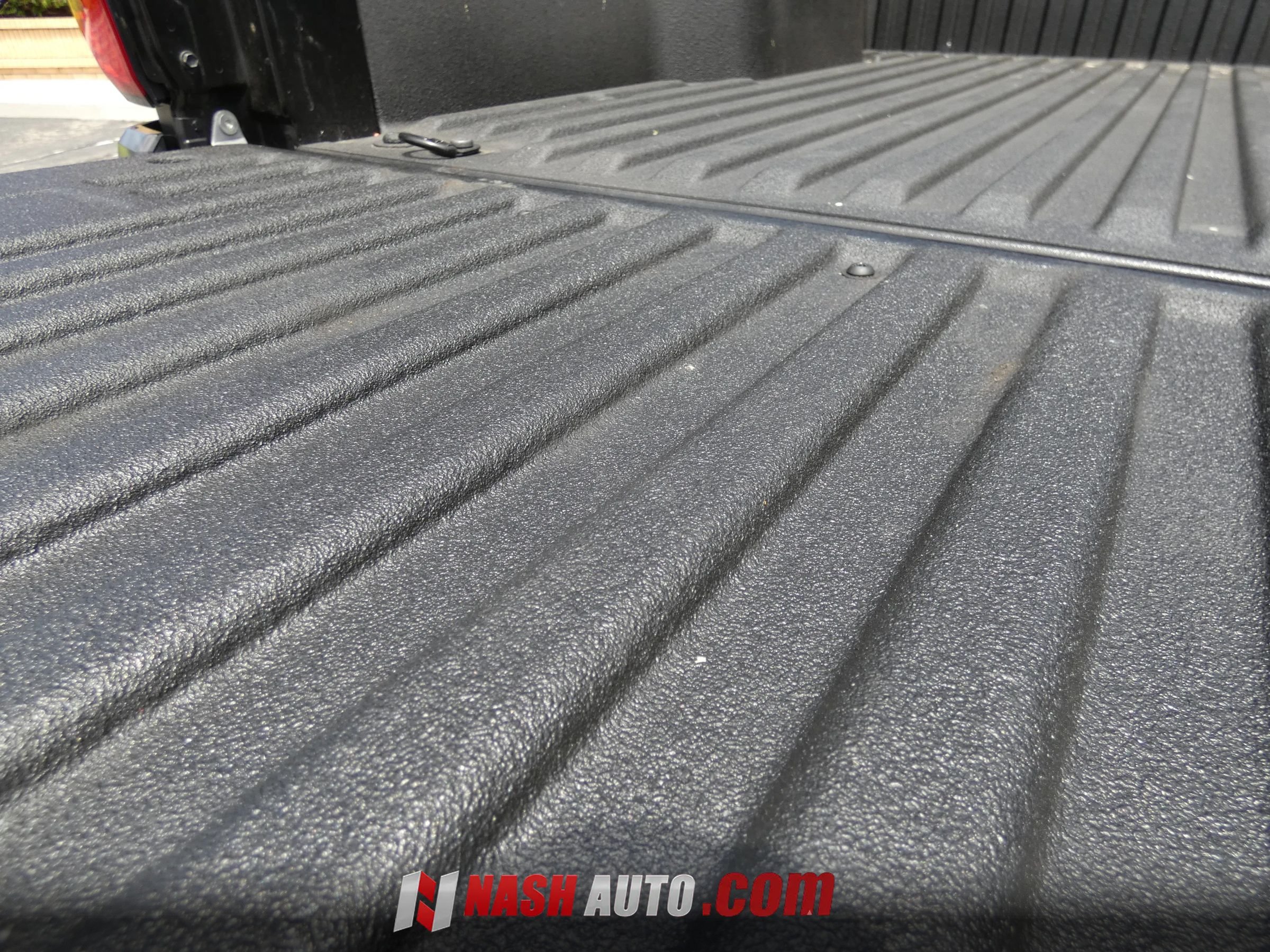 Used 2025 Toyota Tacoma TRD Sport AWD/4WD image 30