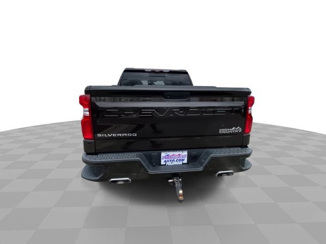 Used 2020 Chevrolet Silverado 1500 High Country w/ Technology Package AWD/4WD image 9