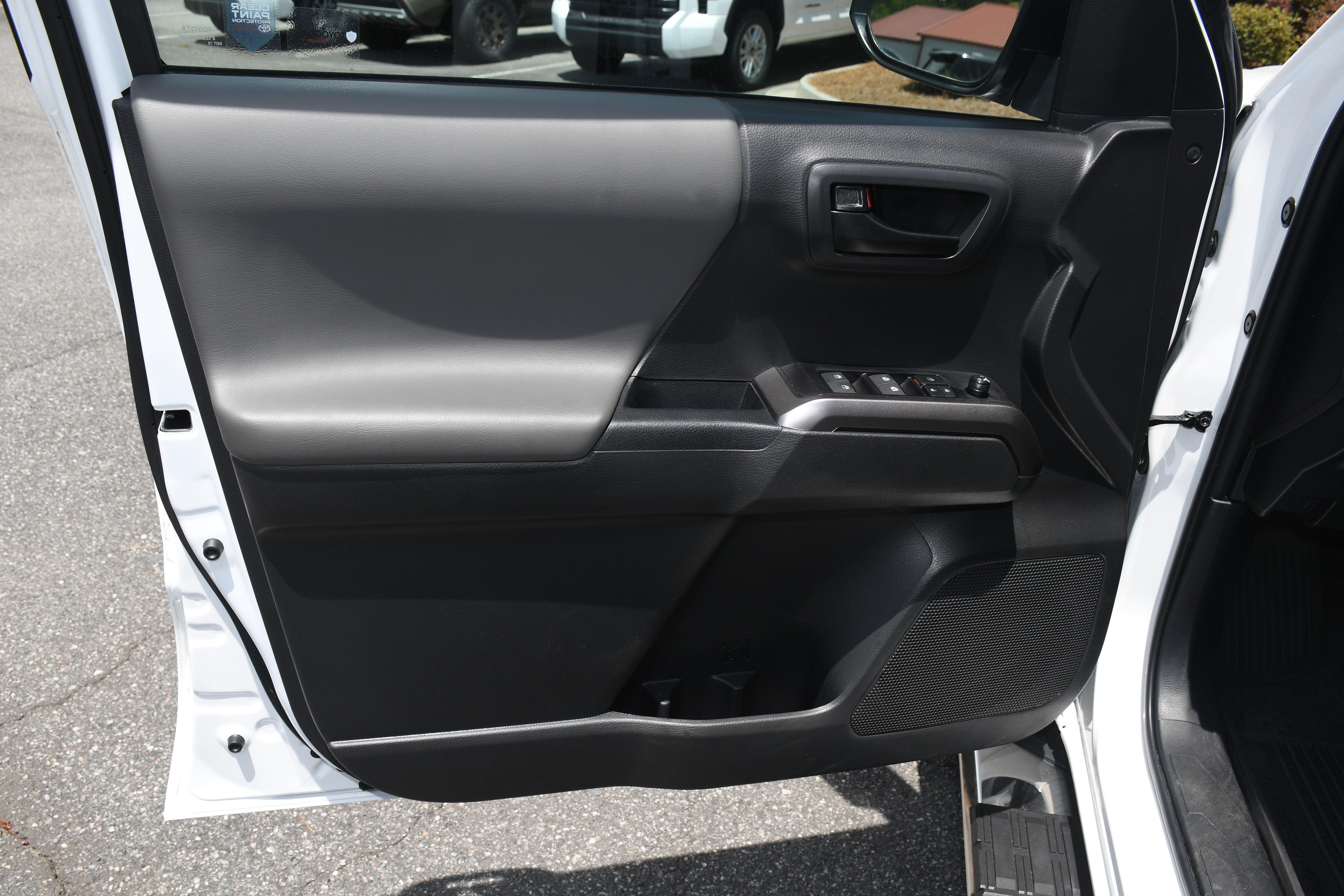 Certified 2023 Toyota Tacoma SR5 w/ Technology Package RWD image 9