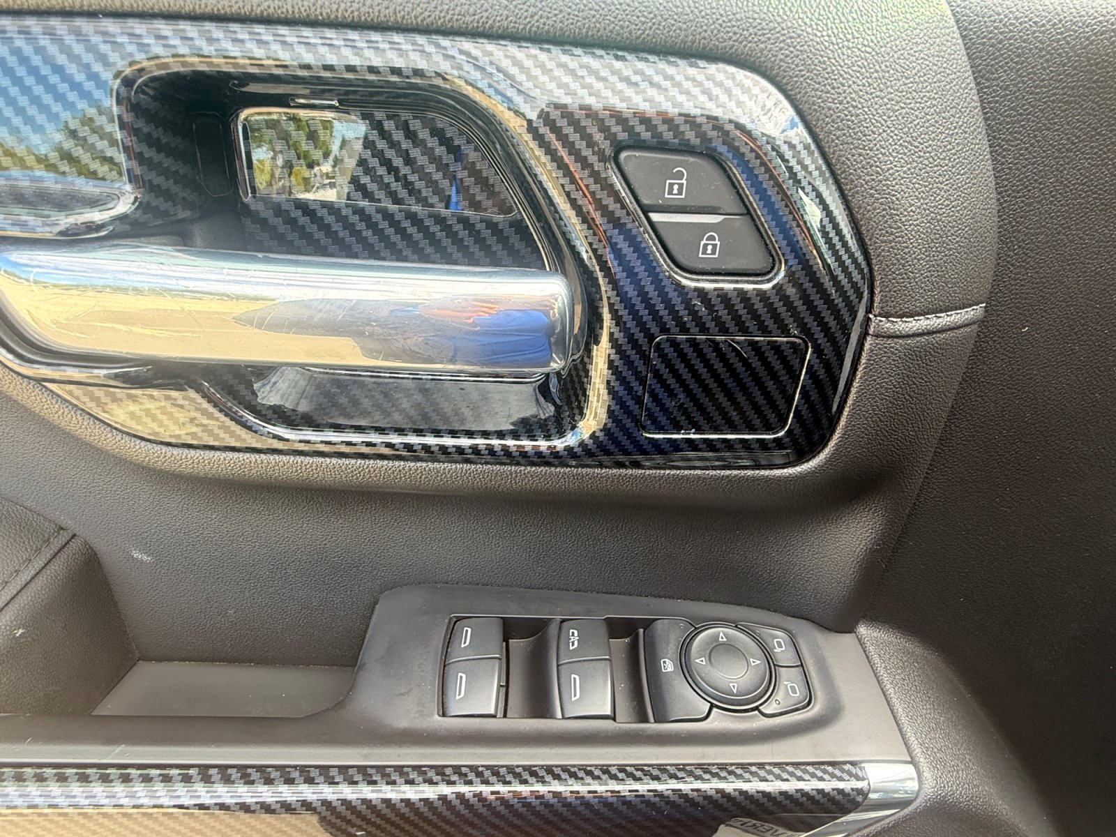 Used 2021 Chevrolet Silverado 1500 LT w/ Texas Edition Plus RWD image 17