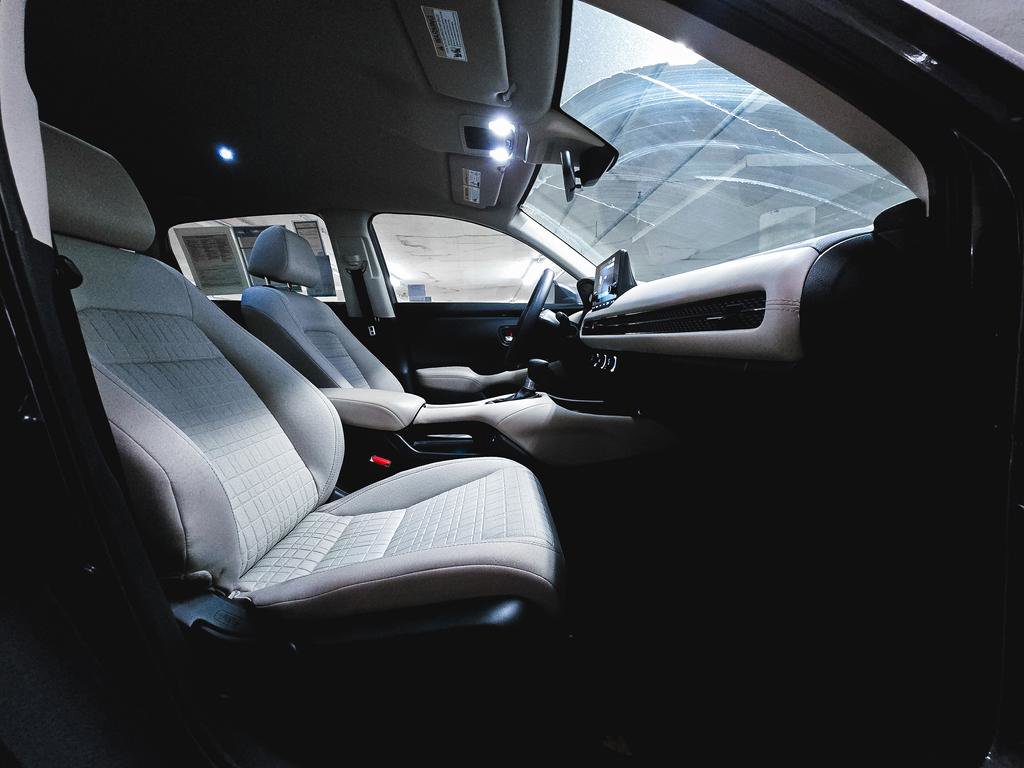 Certified 2024 Honda HR-V LX image 32