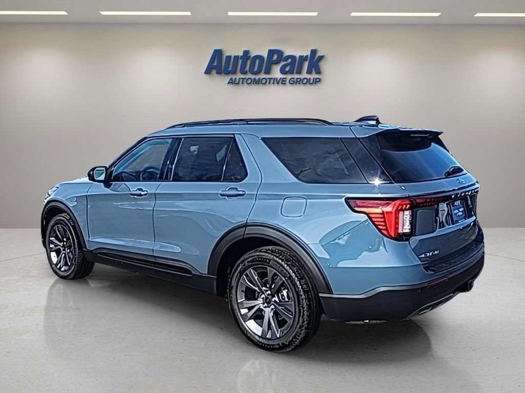 New 2026 Ford Explorer Active w/ Active Comfort Package image 5