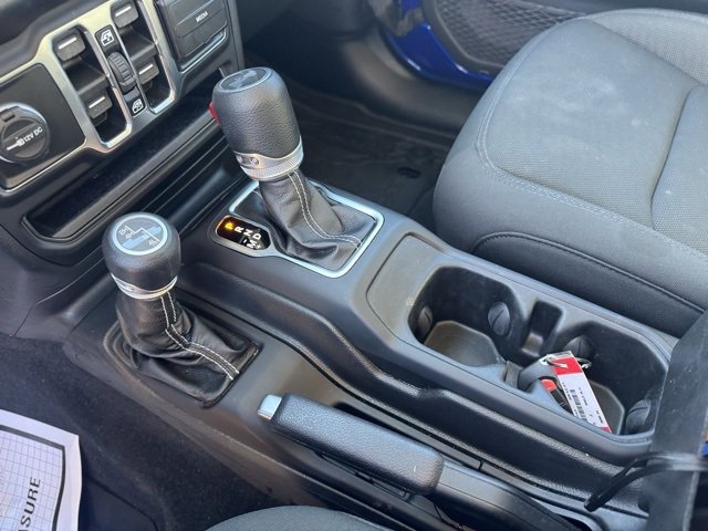 Used 2020 Jeep Wrangler Unlimited Sahara image 21