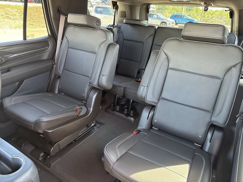 Used 2022 GMC Yukon Denali AWD/4WD image 29