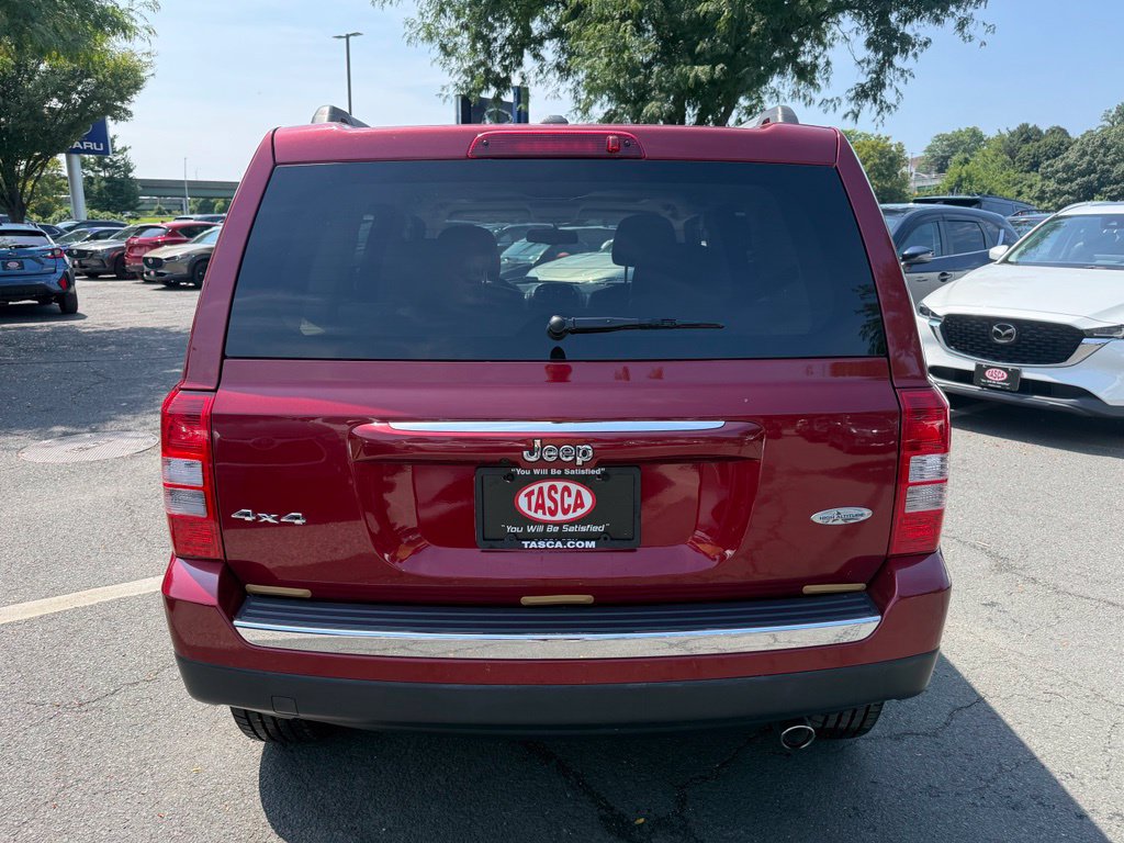 Used 2016 Jeep Patriot High Altitude AWD/4WD image 8