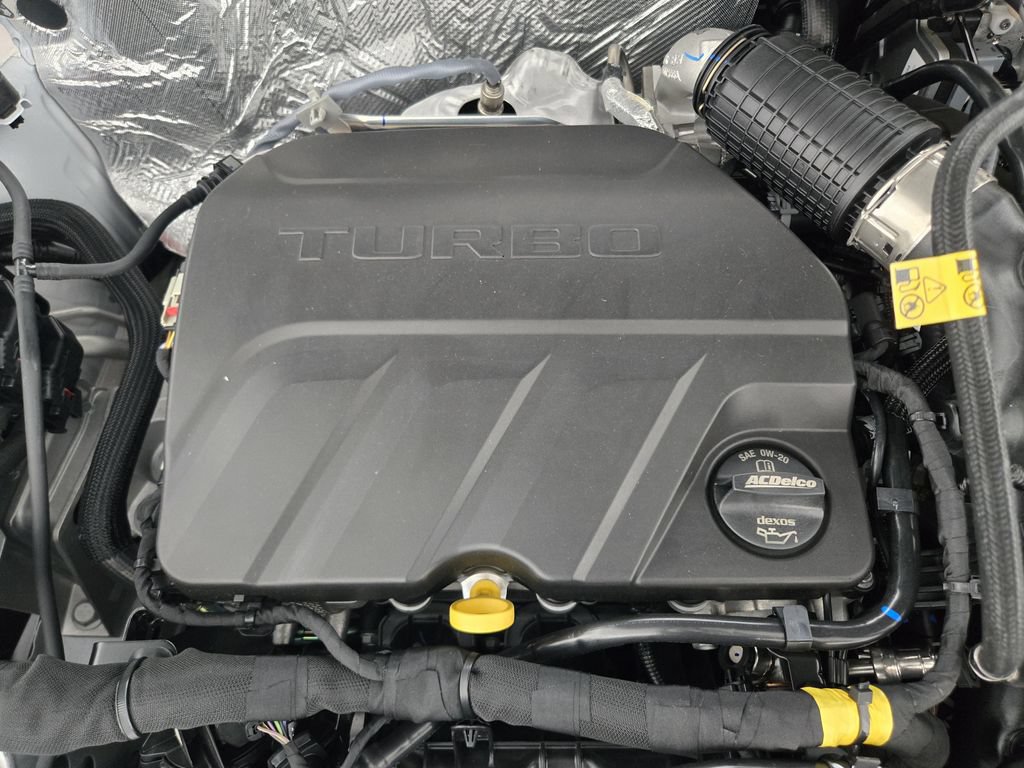 New 2026 Chevrolet Trax RS w/ Driver Confidence Package FWD image 35