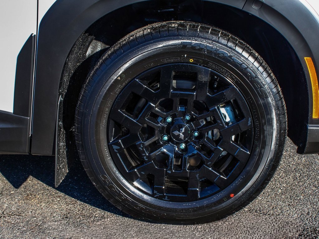 New 2026 Mitsubishi Outlander Trail Edition image 7