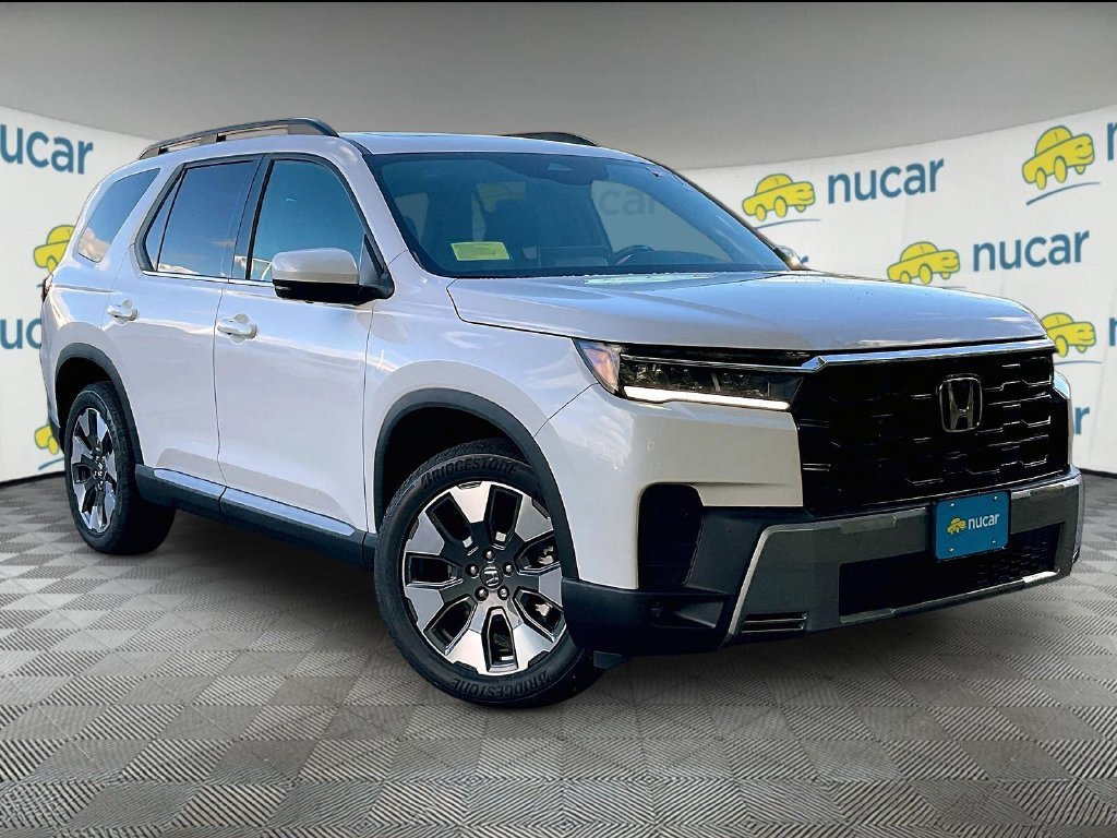 New 2026 Honda Pilot Touring image 1