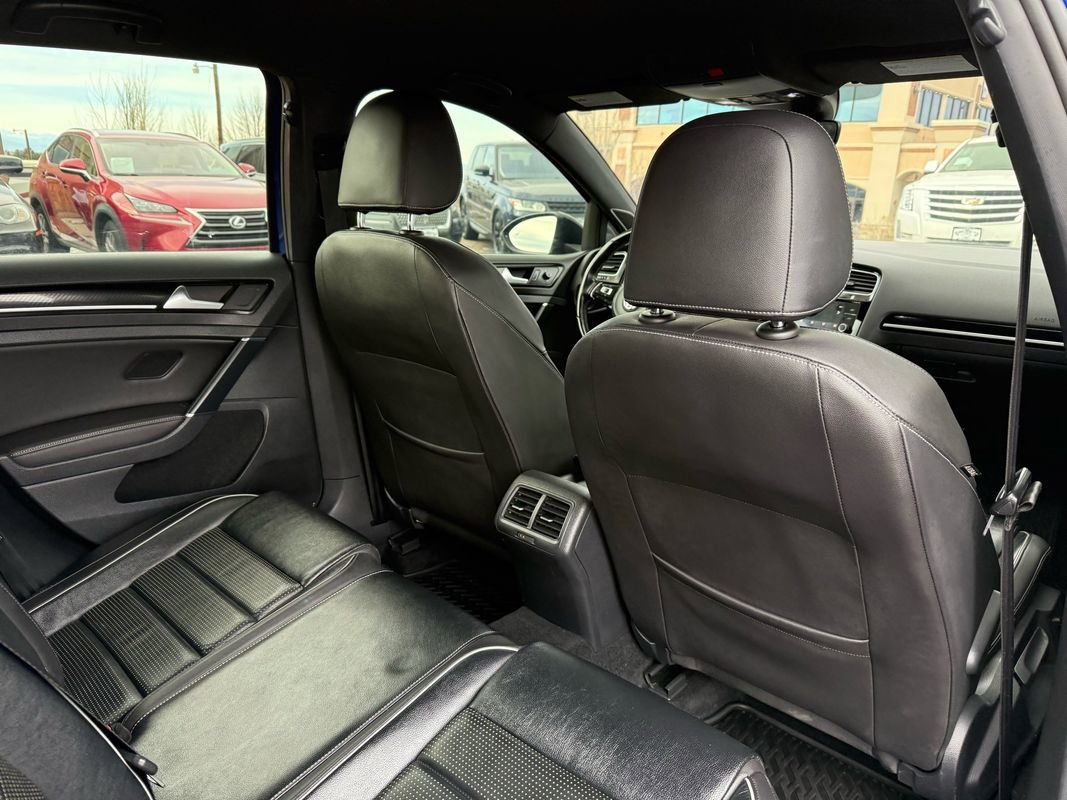 Used 2019 Volkswagen Golf R 4-Door image 23