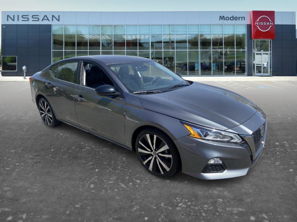 Used 2022 Nissan Altima 2.5 SR FWD image 2