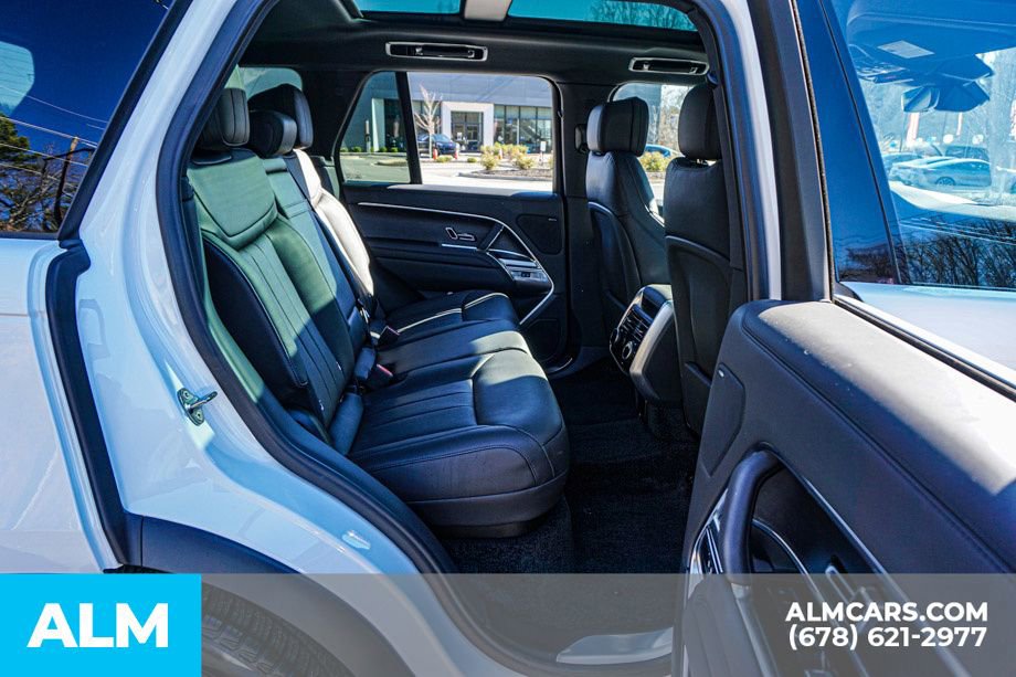 Used 2024 Land Rover Range Rover SE image 21