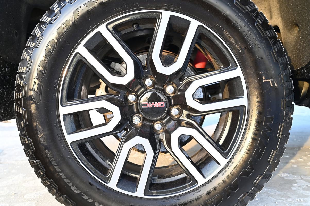 Used 2022 GMC Sierra 1500 AT4 w/ AT4 Premium Package image 48