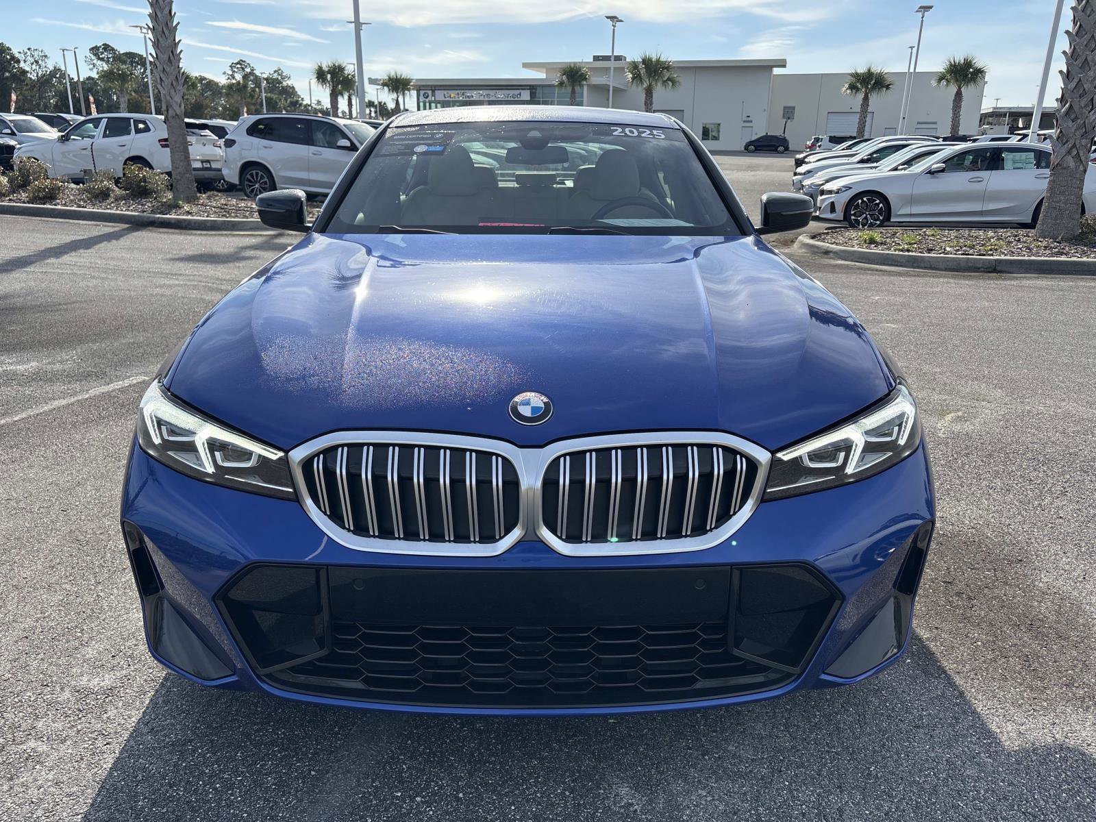 Certified 2025 BMW 330i xDrive Sedan w/ M Sport Package image 9