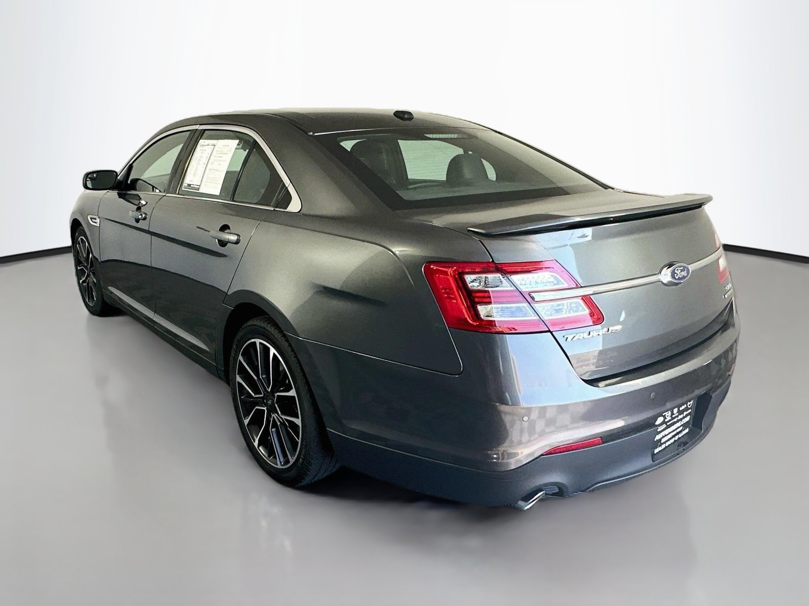 Used 2019 Ford Taurus SEL w/ Equipment Group 201A FWD image 5