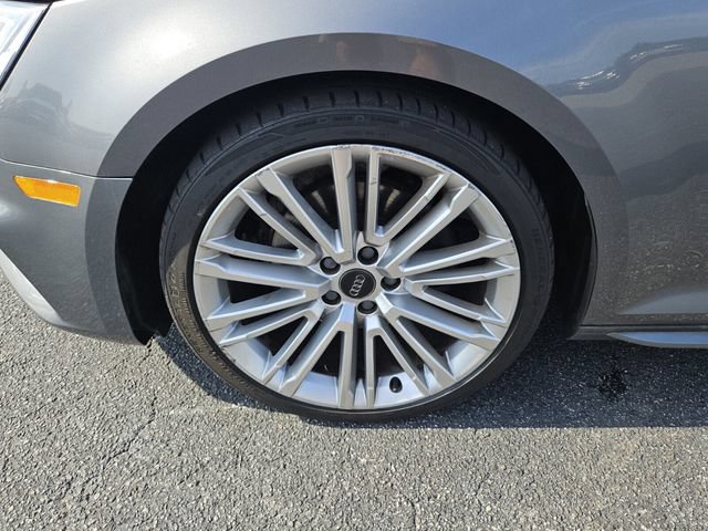 Used 2018 Audi A4 2.0T Ultra Premium Plus w/ Premium Plus Package FWD image 9