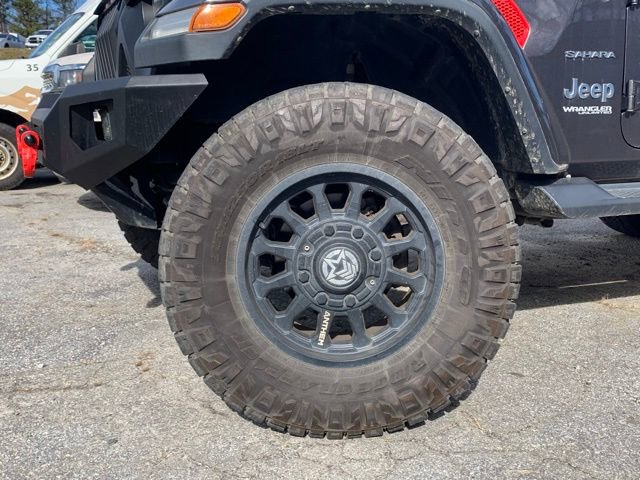 Used 2020 Jeep Wrangler Unlimited Sahara image 27