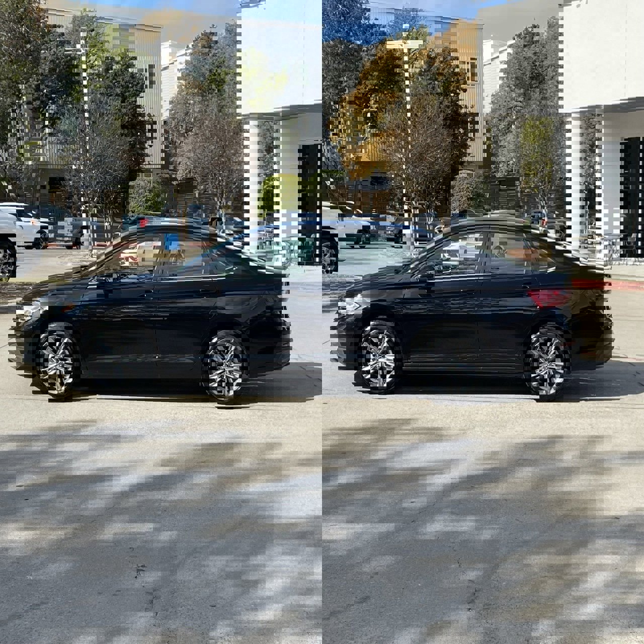 Used 2024 Volkswagen Jetta SE image 3