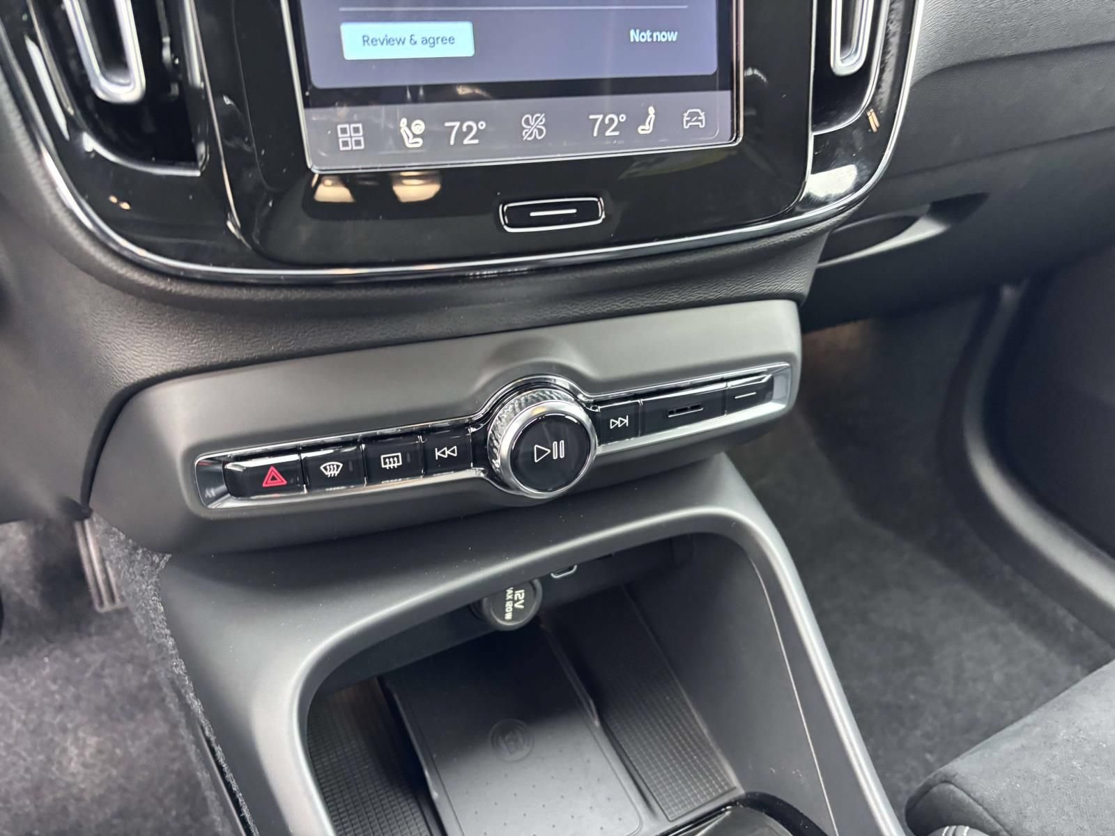 New 2026 Volvo XC40 B5 Ultra w/ Protection Package Premier AWD/4WD image 20