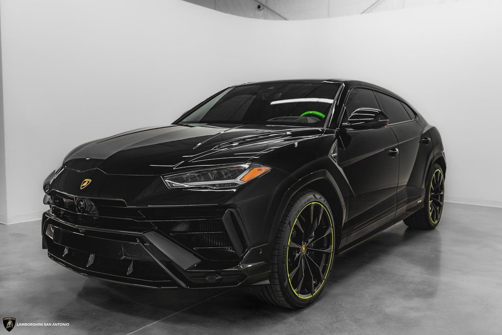 Used 2024 Lamborghini Urus S image 15