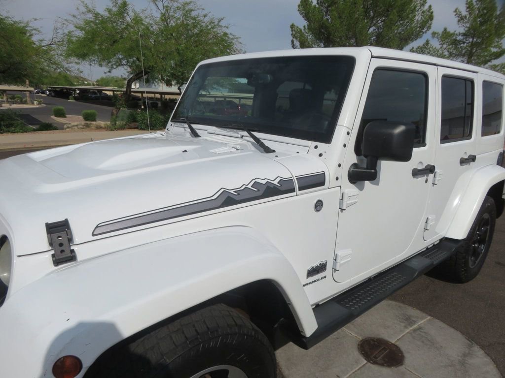 Used 2014 Jeep Wrangler Unlimited Sahara AWD/4WD image 8