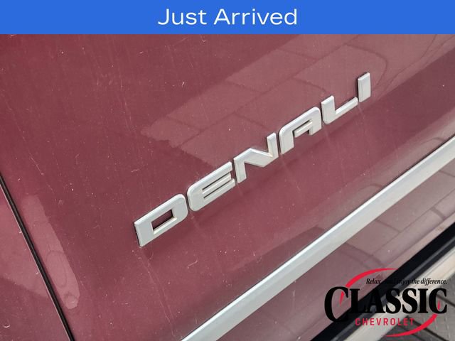 Used 2016 GMC Sierra 1500 Denali w/ Enhanced Driver Alert Package RWD image 13