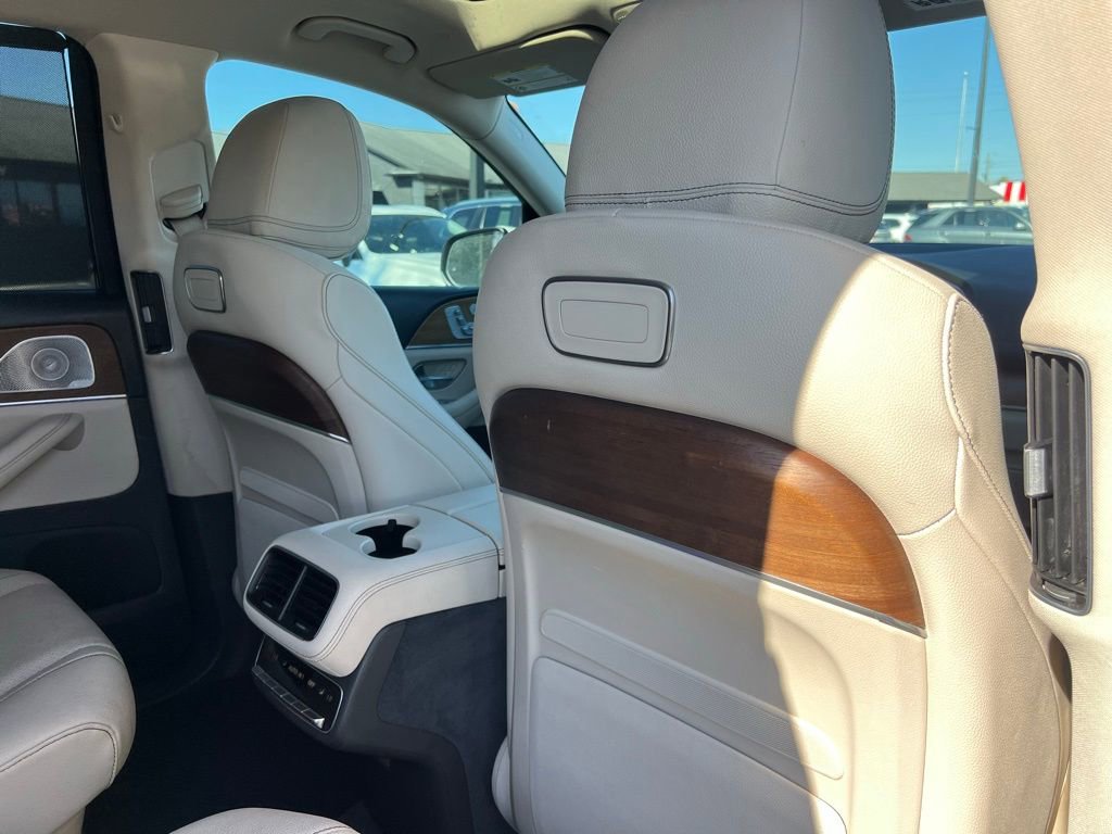 Used 2020 Mercedes-Benz GLS 450 4MATIC image 33