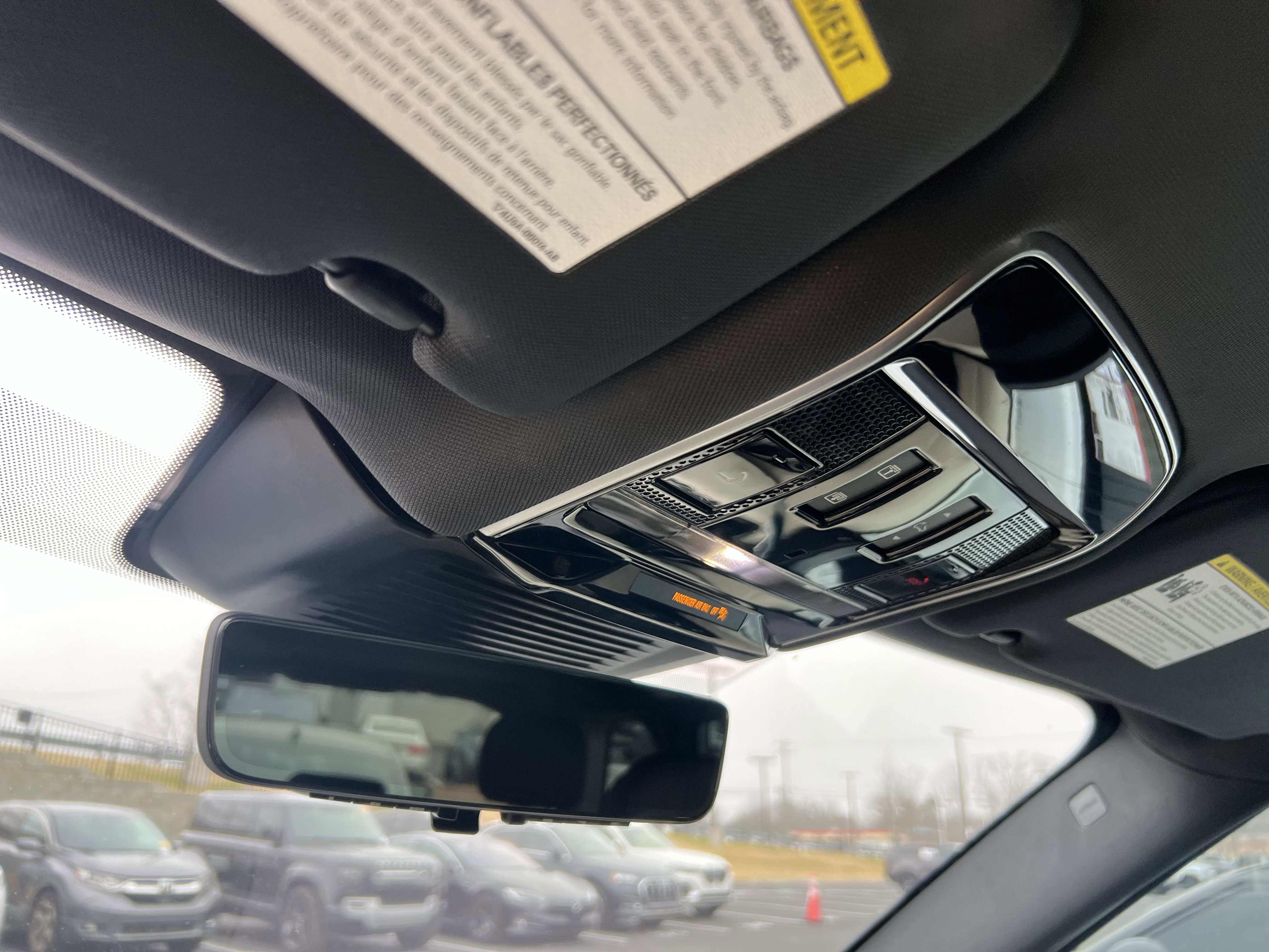 Certified 2023 Land Rover Range Rover SE image 24