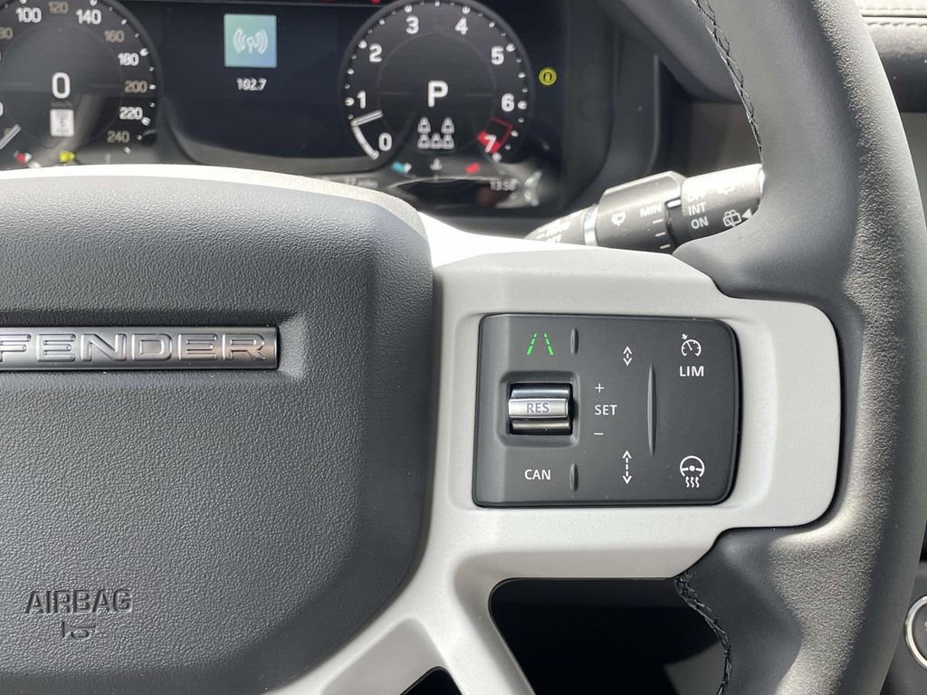 New 2026 Land Rover Defender 130 X-Dynamic SE AWD/4WD image 37