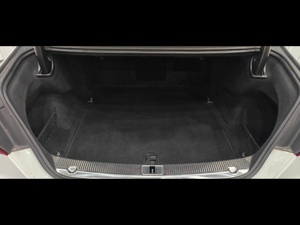 Used 2015 Audi S8 AWD/4WD image 34