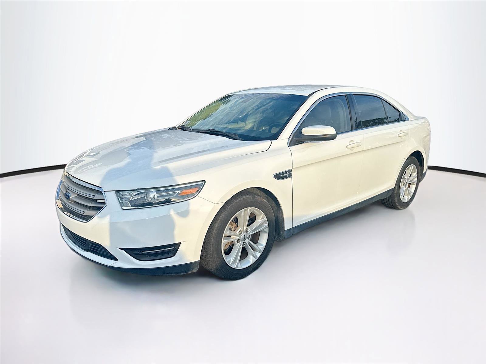 Used 2017 Ford Taurus SEL FWD video 1
