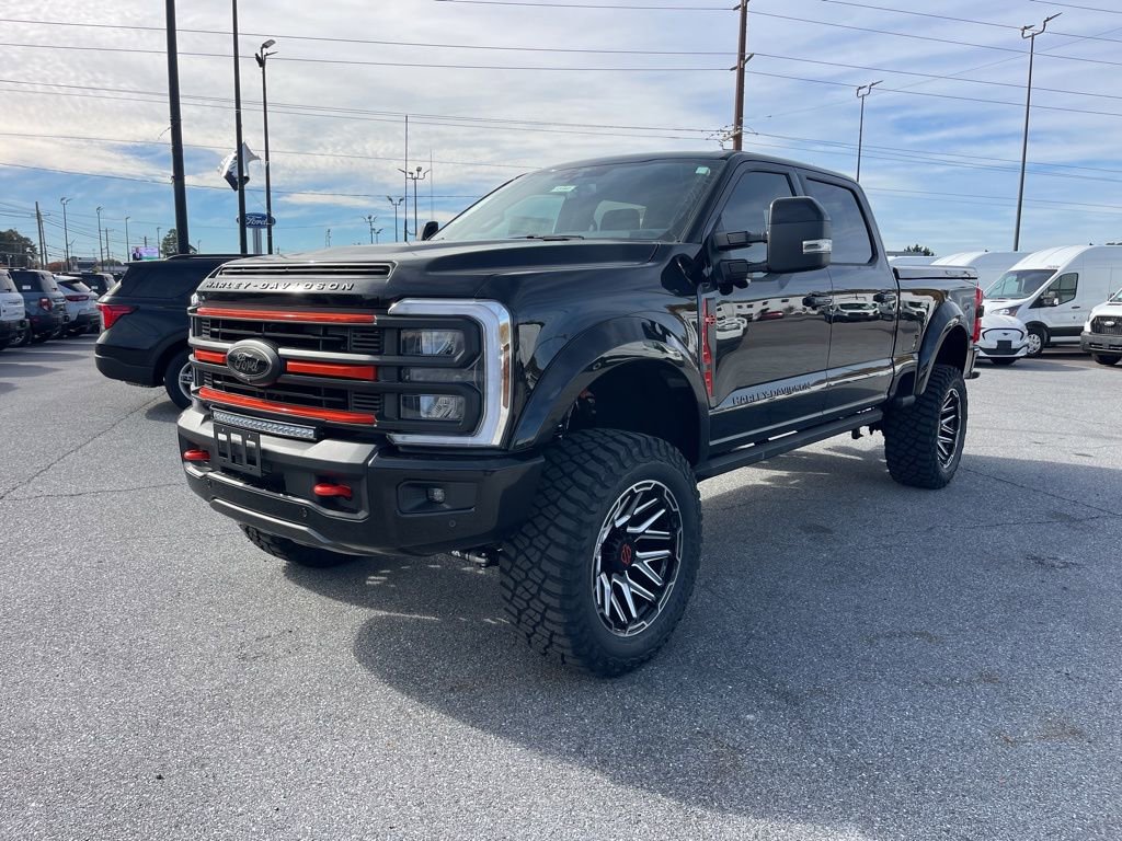 New 2026 Ford F250 Lariat w/ Black Appearance Package