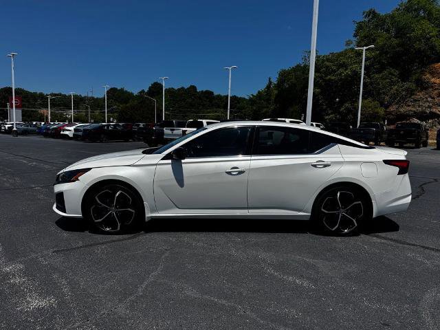 Certified 2023 Nissan Altima 2.5 SR FWD image 4