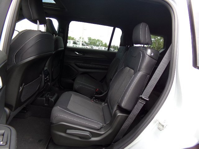 New 2024 Jeep Grand Cherokee L Laredo w/ Trailer Tow Package image 24