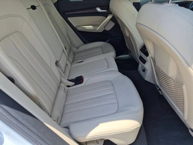 Certified 2023 Audi Q5 2.0T Premium w/ Convenience Package AWD/4WD image 18