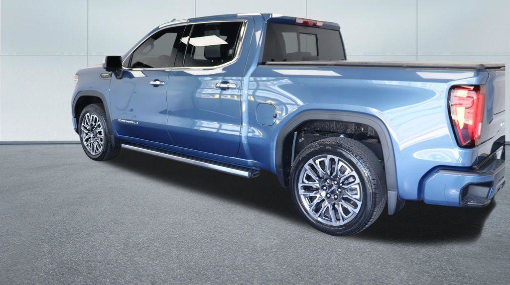 Used 2025 GMC Sierra 1500 Denali Ultimate AWD/4WD image 3