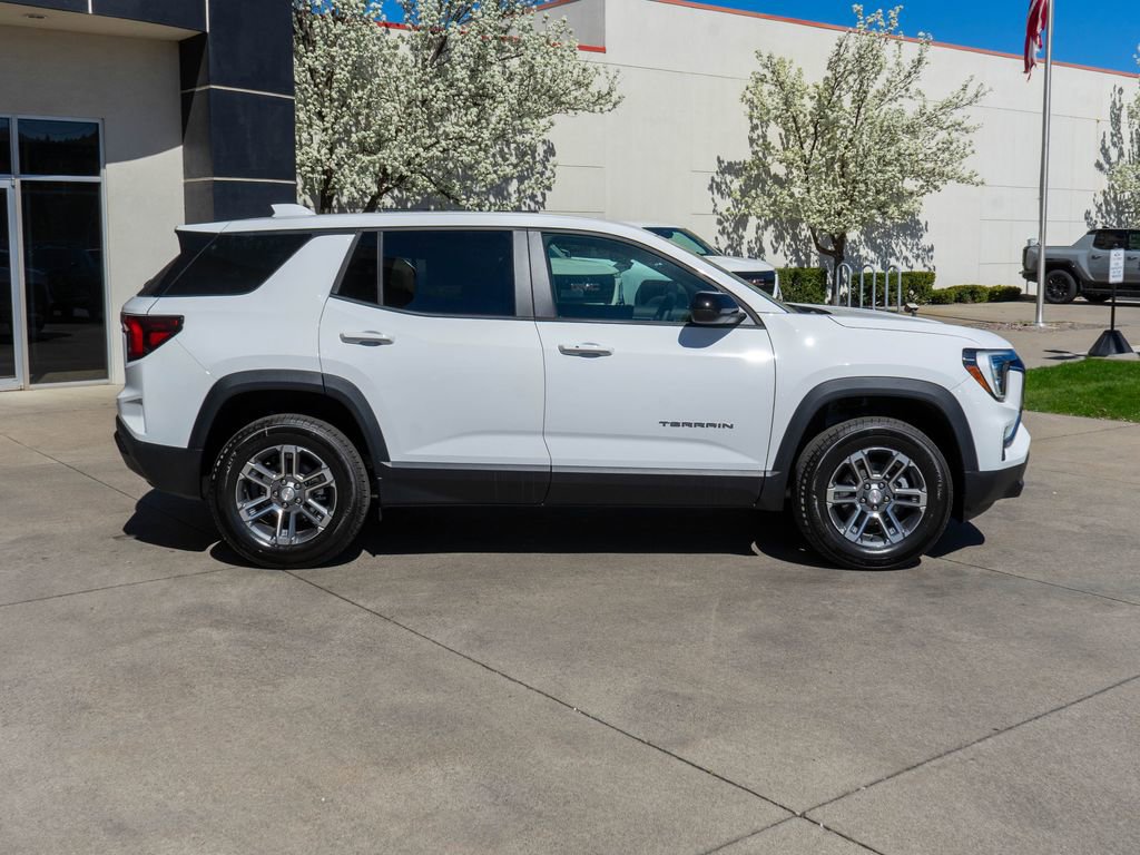 New 2026 GMC Terrain Elevation AWD/4WD image 8