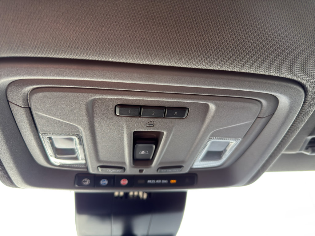 Used 2024 Chevrolet Silverado 1500 LT w/ Z71 Off-Road Package image 25