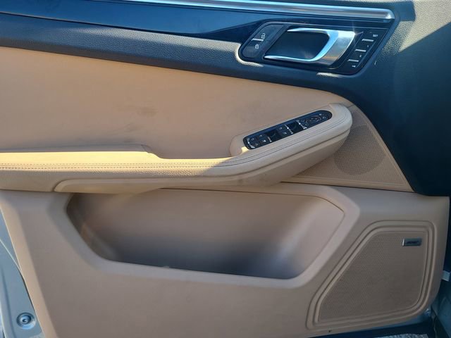 Used 2020 Porsche Macan S image 20