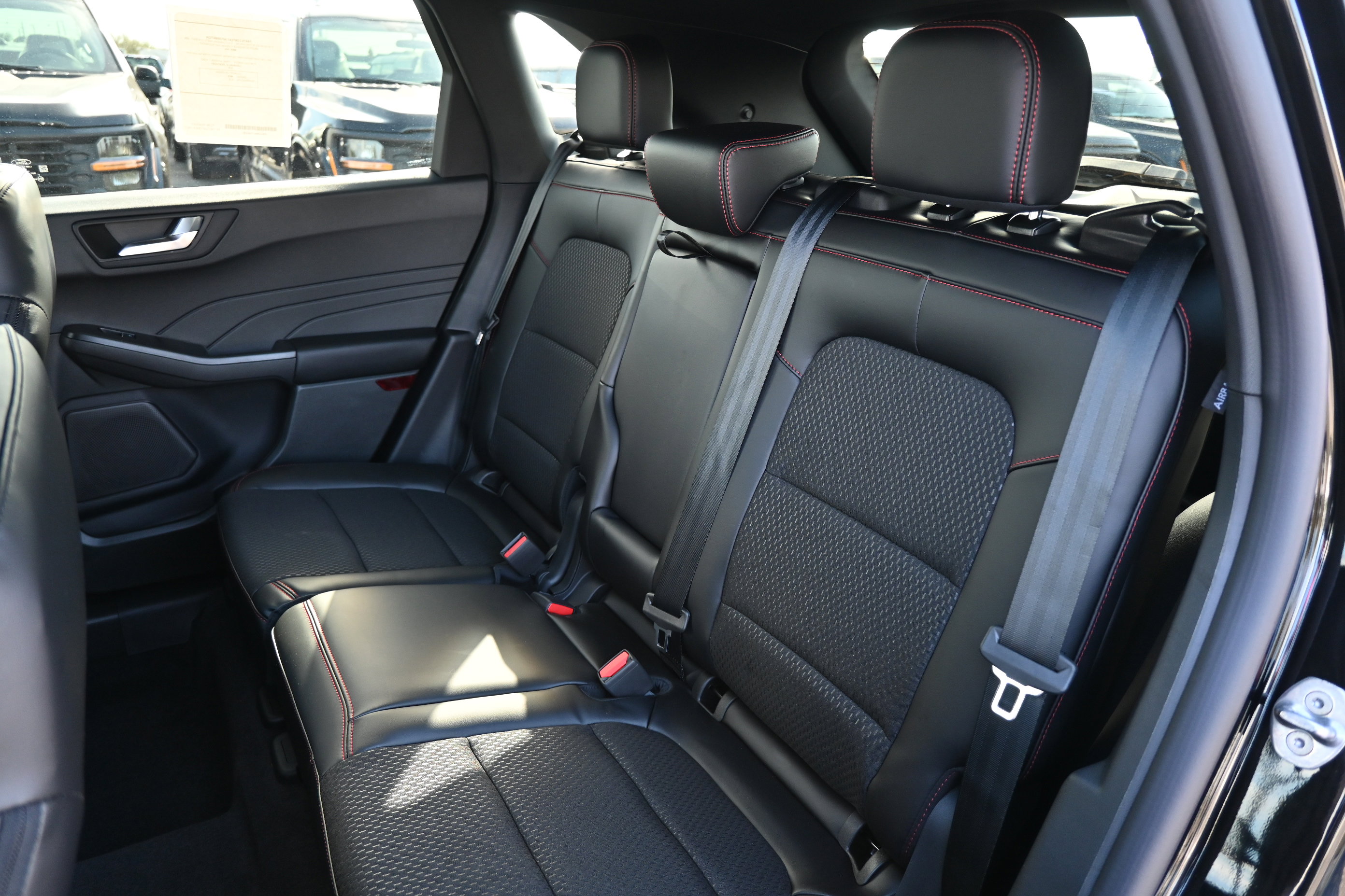 New 2026 Ford Escape ST-Line image 32
