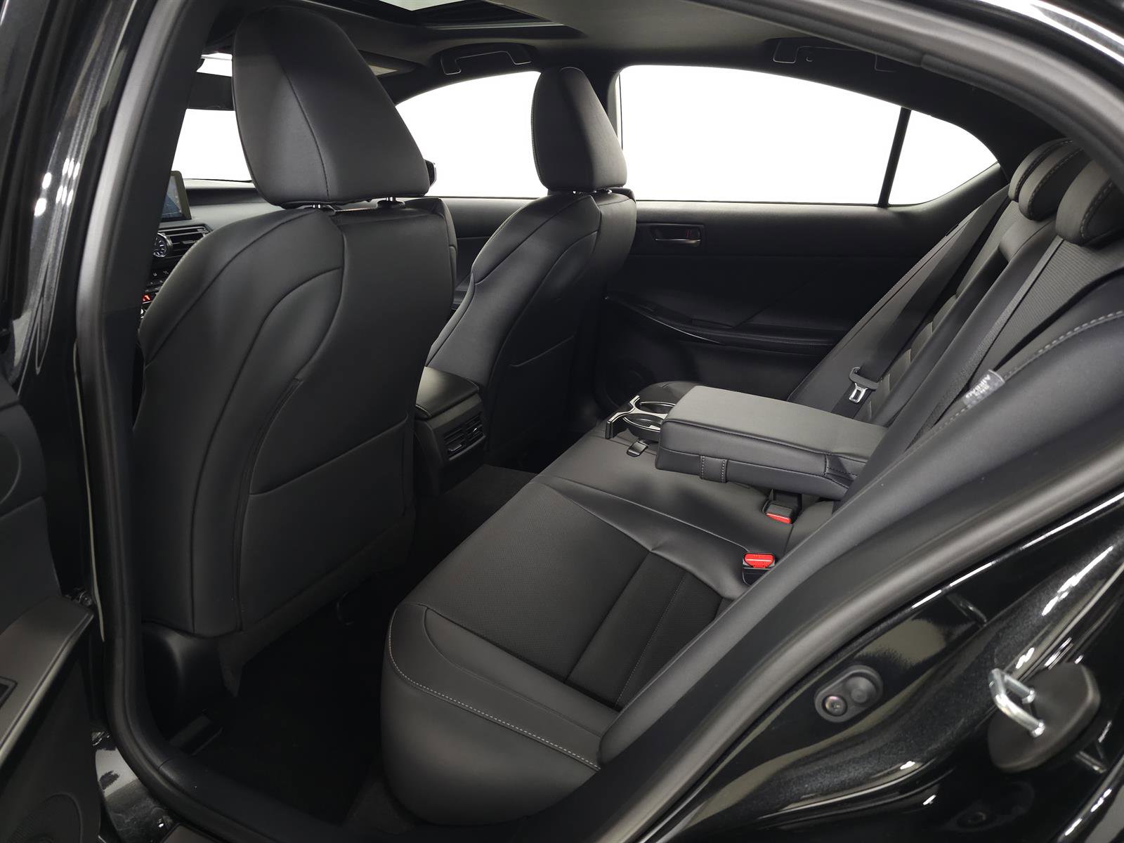 Used 2025 Lexus IS 350 F Sport image 34