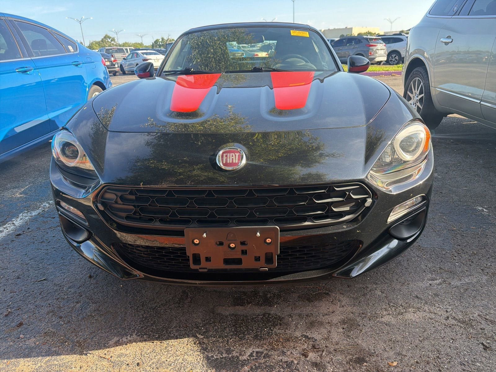 Used 2018 FIAT 124 Spider Classica RWD image 2