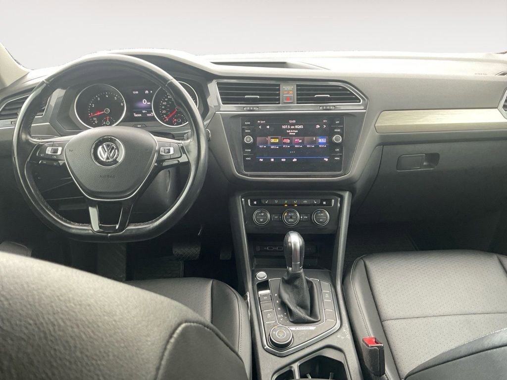 Used 2018 Volkswagen Tiguan SE w/ 3rd Row Seat Package AWD/4WD image 10