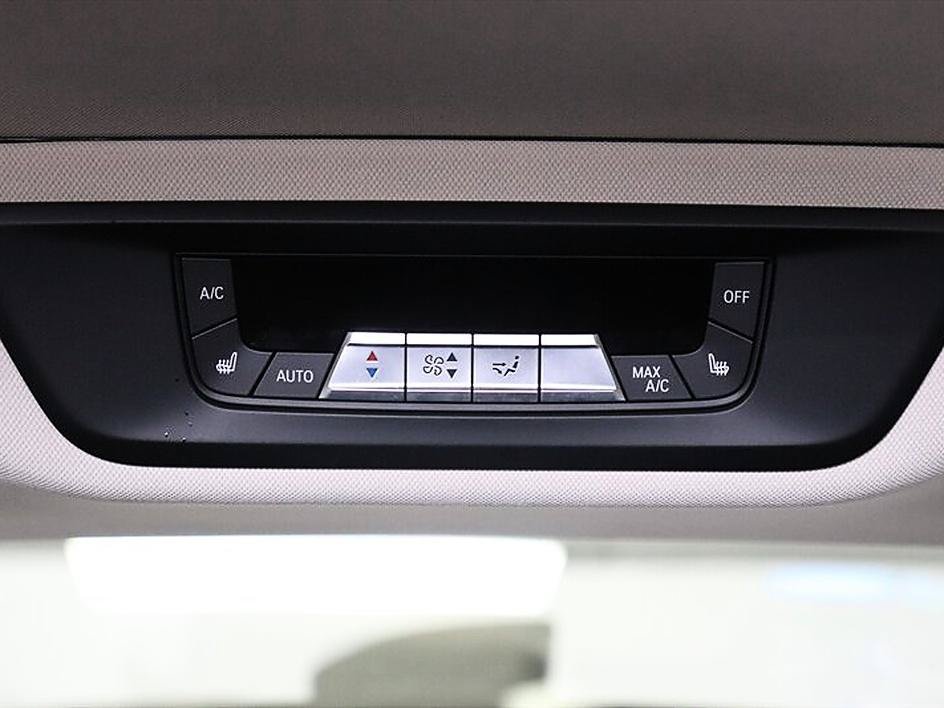 Used 2019 BMW X7 xDrive50i w/ Premium Package AWD/4WD image 32