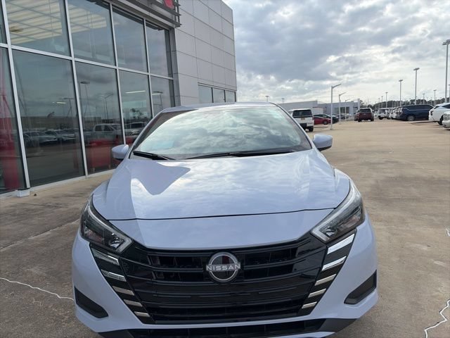 New 2025 Nissan Versa SV w/ Trunk Package FWD image 6