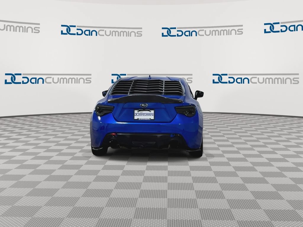 Used 2015 Subaru BRZ Limited w/ Popular Package #1A RWD image 7