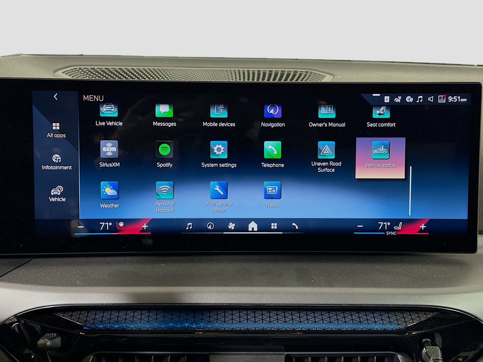 Used 2025 BMW 230i xDrive Coupe w/ M Sport Package image 16